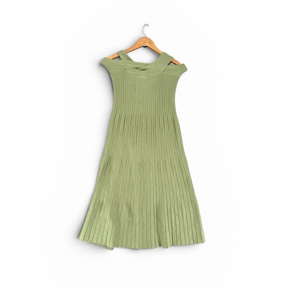 SOVERE Glory Knit Dress Green Tea Pistachio Off Shoulder Midi NWOT Size M